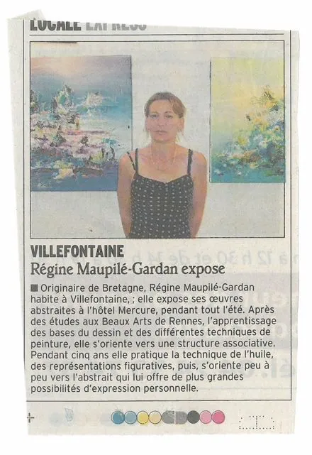 Régine Gardan expose ses œuvres abstraites à l'hôtel Mercure, en région lyonnaise