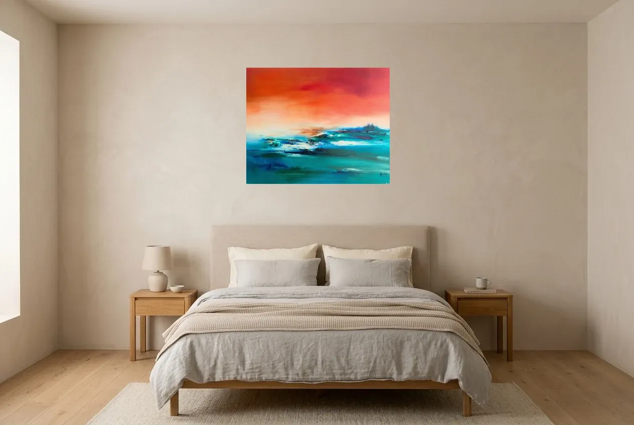 Tableau Abstrait Bleu 233 “Équilibre”, peinture originale à l'huile par Régine Gardan, 80 × 65 cm, tableau bleu accroché dans une chambre