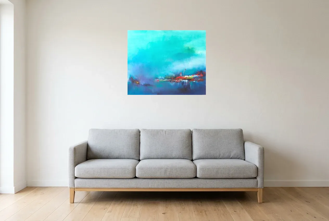 Tableau Abstrait Bleu 86 “Mirage Brumeux”, peinture originale à l'huile par Régine Gardan, 73 × 60 cm, tableau bleu accroché dans un salon
