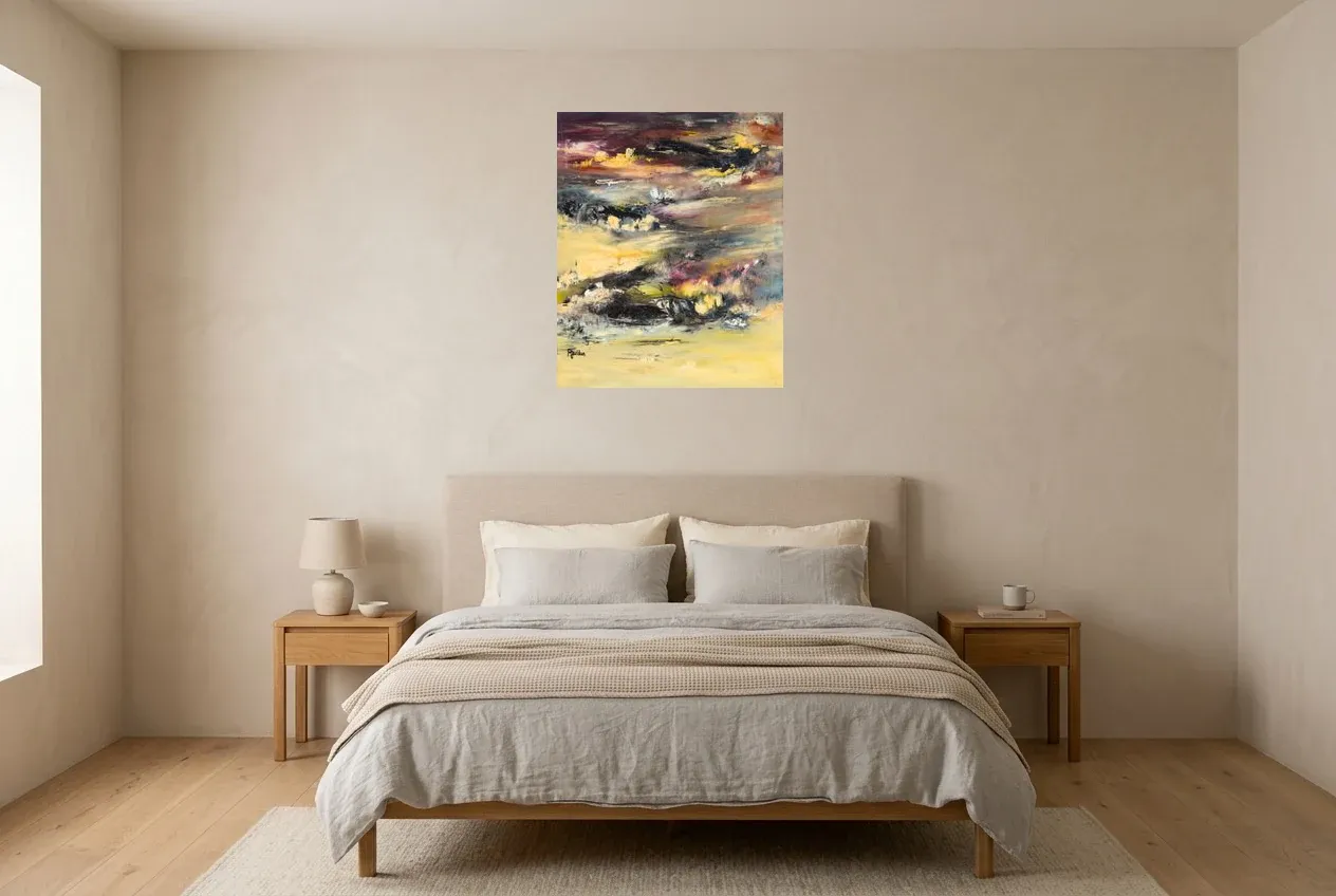 Tableau Abstrait Jaune 235 “Ying Yang”, peinture originale à l'huile par Régine Gardan, 60 × 73 cm, tableau jaune accroché dans une chambre