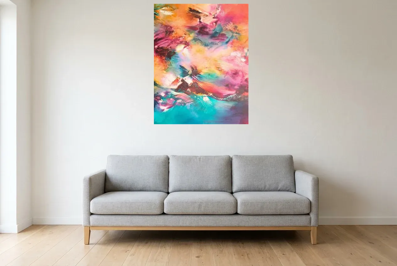 Tableau Abstrait Multicolore 239 “Idylle”, peinture originale à l'huile par Régine Gardan, 73 × 93 cm, tableau multicolore accroché dans un salon