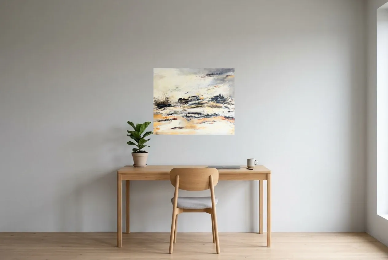 Tableau Abstrait Noir 232 “Pyrénées”, peinture originale à l'huile par Régine Gardan, 73 × 60 cm, tableau noir accroché dans un bureau