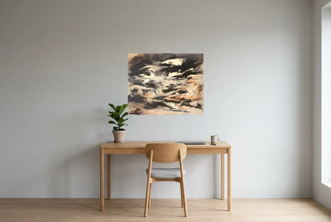 Tableau Abstrait Noir 52 “Ascension”, peinture originale à l'huile par Régine Gardan, 80 × 65 cm, tableau noir accroché dans un bureau