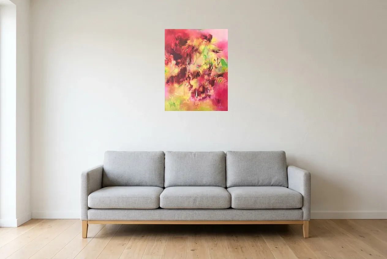 Tableau Abstrait Rose 17 “Lianes Rosâtres”, peinture originale à l'huile par Régine Gardan, 50 × 65 cm, tableau rose accroché dans un salon