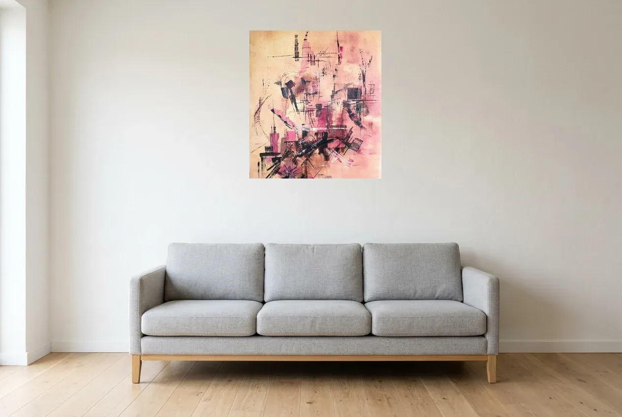 Tableau Abstrait Rose 175 “Résolution”, peinture originale à l'huile par Régine Gardan, 65 × 73 cm, tableau rose accroché dans un salon