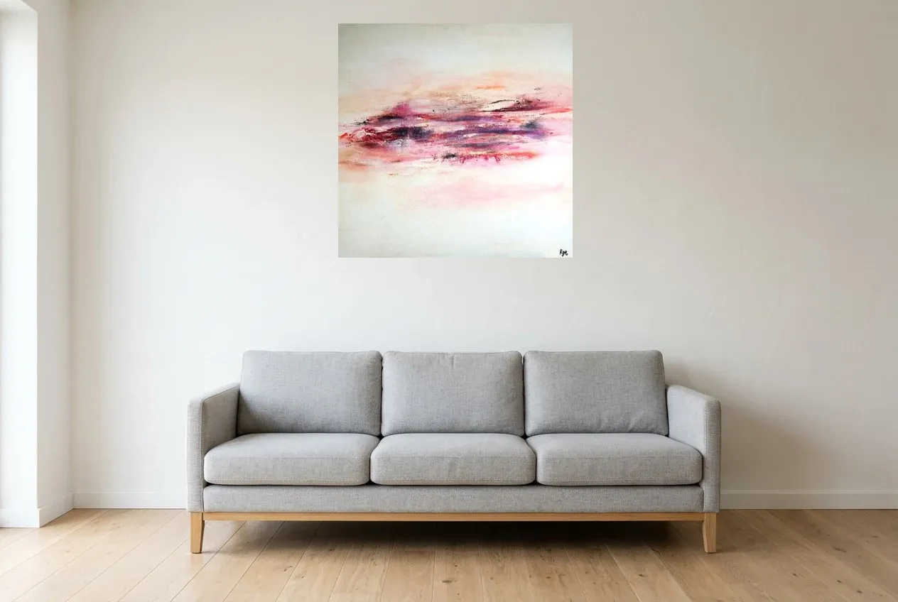 Tableau Abstrait Rose 196 “La Paix”, peinture originale à l'huile par Régine Gardan, 80 × 80 cm, tableau rose accroché dans un salon