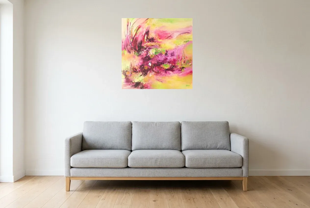 Tableau Abstrait Rose 80 “Feu Rosé”, peinture originale à l'huile par Régine Gardan, 70 × 70 cm, tableau rose accroché dans un salon