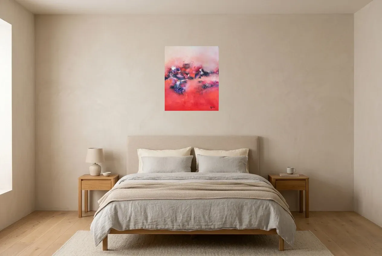 Tableau Abstrait Rouge 129 “Pensées”, peinture originale à l'huile par Régine Gardan, 50 × 60 cm, tableau rouge accroché dans une chambre