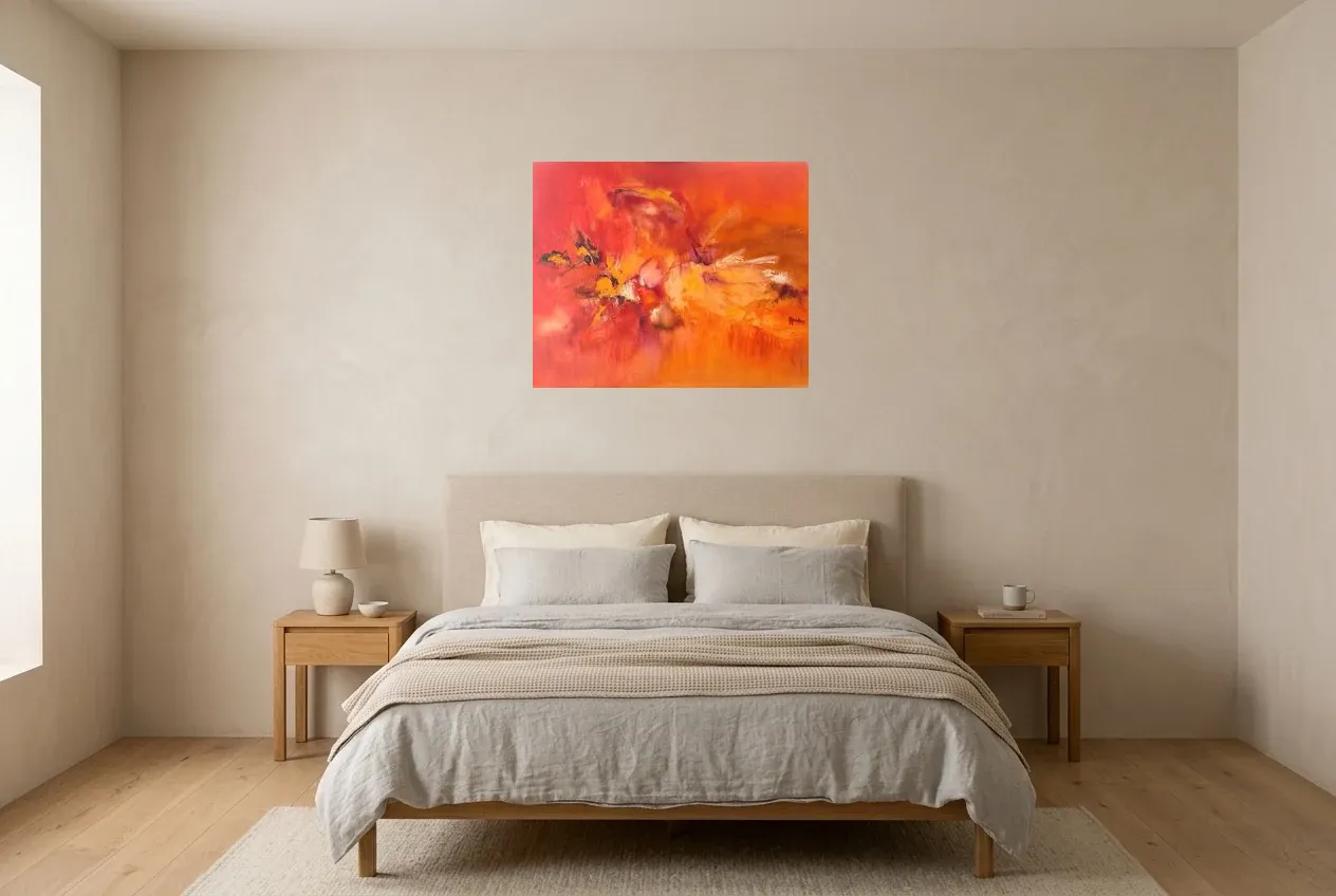 Tableau Abstrait Rouge 62 “Explosion”, peinture originale à l'huile par Régine Gardan, 73 × 60 cm, tableau rouge accroché dans une chambre