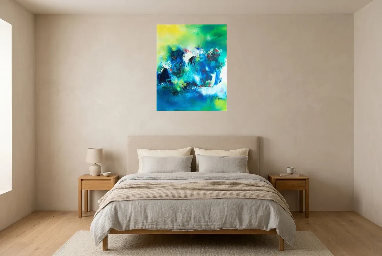 Tableau Abstrait Vert 236 “Printemps”, peinture originale à l'huile par Régine Gardan, 65 × 80 cm, tableau vert accroché dans une chambre