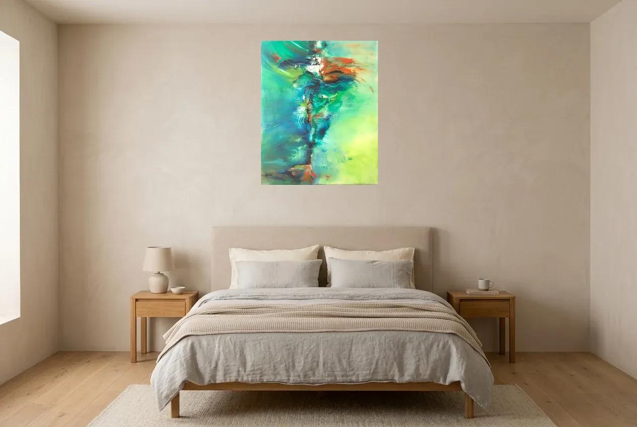 Tableau Abstrait Vert 30 “Tornade”, peinture originale à l'huile par Régine Gardan, 65 × 80 cm, tableau vert accroché dans une chambre